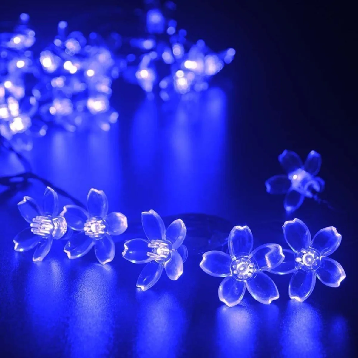TurboTraders 42 LEDs 12 m Blue Steady Flower Rice Lights